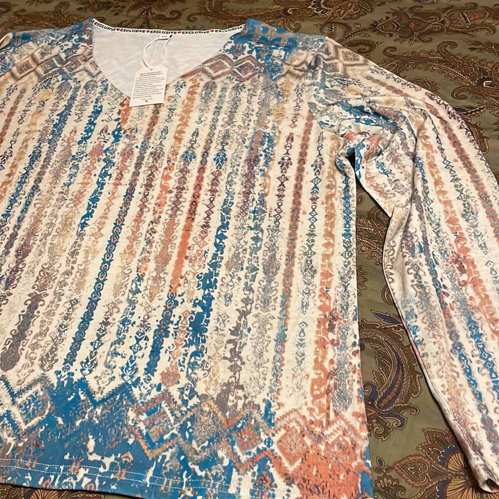 Womens XXL top. New